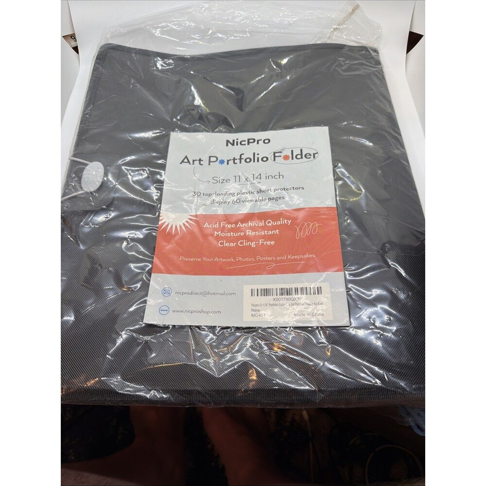 Nicpro 11x14 Art Portfolio Folder, 30 Pockets Display 60 Pages 11"x14", Black